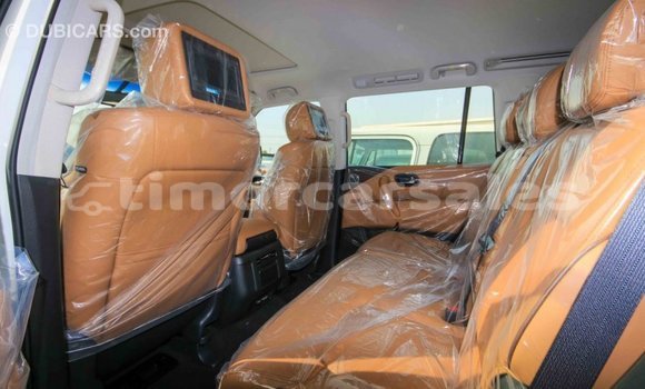 Buy Import Nissan Patrol White Car in Import - Dubai in Aileu Buy Import Nissan Patrol White Car in Import - Dubai in Aileu