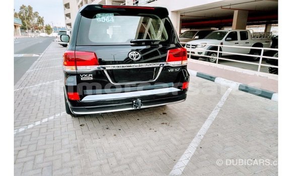 Buy Import Toyota Land Cruiser Black Car in Import - Dubai in Aileu Buy Import Toyota Land Cruiser Black Car in Import - Dubai in Aileu