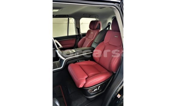 Buy Import Toyota Land Cruiser Black Car in Import - Dubai in Aileu Buy Import Toyota Land Cruiser Black Car in Import - Dubai in Aileu