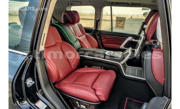 Buy Import Toyota Land Cruiser Black Car in Import - Dubai in Aileu Buy Import Toyota Land Cruiser Black Car in Import - Dubai in Aileu