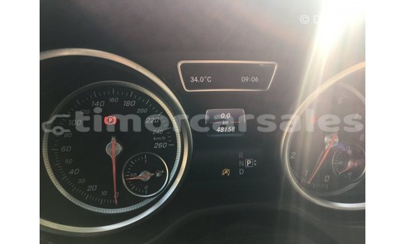 Buy Import Mercedes-Benz GLE White Car in Import - Dubai in Aileu