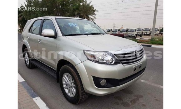 Buy Import Toyota Fortuner Other Car in Import - Dubai in Aileu Buy Import Toyota Fortuner Other Car in Import - Dubai in Aileu