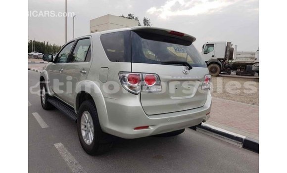 Buy Import Toyota Fortuner Other Car in Import - Dubai in Aileu Buy Import Toyota Fortuner Other Car in Import - Dubai in Aileu