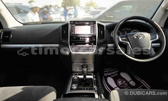 Buy Import Toyota Land Cruiser Black Car in Import - Dubai in Aileu Buy Import Toyota Land Cruiser Black Car in Import - Dubai in Aileu