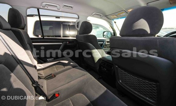 Buy Import Toyota Land Cruiser Black Car in Import - Dubai in Aileu Buy Import Toyota Land Cruiser Black Car in Import - Dubai in Aileu
