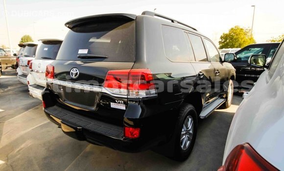 Buy Import Toyota Land Cruiser Black Car in Import - Dubai in Aileu Buy Import Toyota Land Cruiser Black Car in Import - Dubai in Aileu