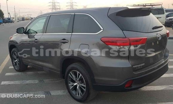 Buy Import Toyota Highlander Other Car in Import - Dubai in Aileu Buy Import Toyota Highlander Other Car in Import - Dubai in Aileu