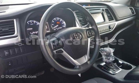 Buy Import Toyota Highlander Other Car in Import - Dubai in Aileu Buy Import Toyota Highlander Other Car in Import - Dubai in Aileu