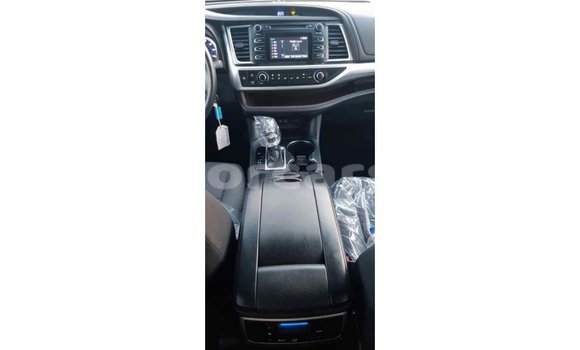 Buy Import Toyota Highlander Other Car in Import - Dubai in Aileu Buy Import Toyota Highlander Other Car in Import - Dubai in Aileu