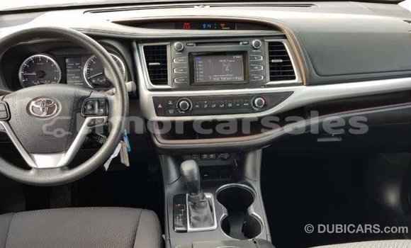 Buy Import Toyota Highlander Brown Car in Import - Dubai in Aileu Buy Import Toyota Highlander Brown Car in Import - Dubai in Aileu