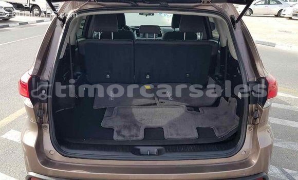 Buy Import Toyota Highlander Brown Car in Import - Dubai in Aileu Buy Import Toyota Highlander Brown Car in Import - Dubai in Aileu