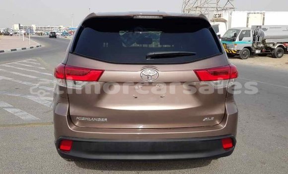 Buy Import Toyota Highlander Brown Car in Import - Dubai in Aileu Buy Import Toyota Highlander Brown Car in Import - Dubai in Aileu