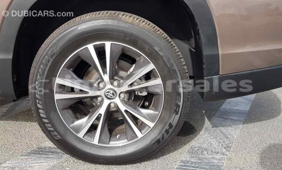 Buy Import Toyota Highlander Brown Car in Import - Dubai in Aileu Buy Import Toyota Highlander Brown Car in Import - Dubai in Aileu