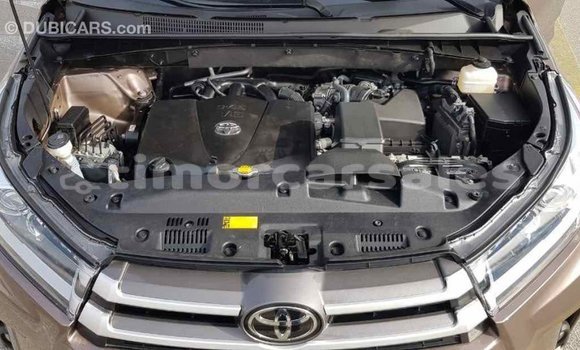 Buy Import Toyota Highlander Brown Car in Import - Dubai in Aileu Buy Import Toyota Highlander Brown Car in Import - Dubai in Aileu