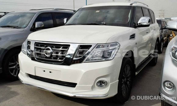 Buy Import Nissan Patrol White Car in Import - Dubai in Aileu Buy Import Nissan Patrol White Car in Import - Dubai in Aileu