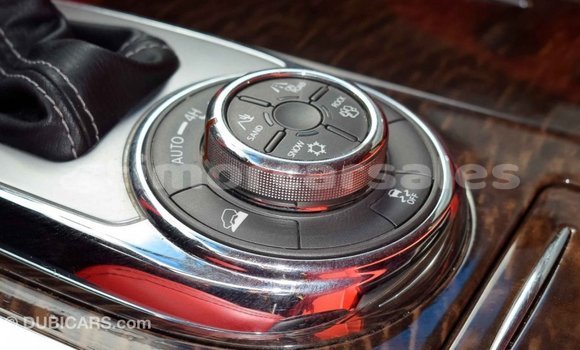 Buy Import Nissan Patrol White Car in Import - Dubai in Aileu Buy Import Nissan Patrol White Car in Import - Dubai in Aileu