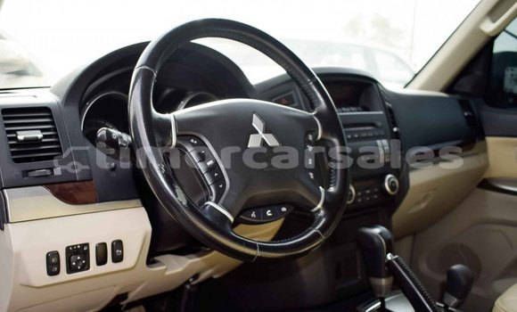 Buy Import Mitsubishi Pajero White Car in Import - Dubai in Aileu Buy Import Mitsubishi Pajero White Car in Import - Dubai in Aileu