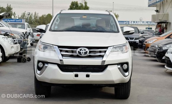 Buy Import Toyota Fortuner White Car in Import - Dubai in Aileu Buy Import Toyota Fortuner White Car in Import - Dubai in Aileu