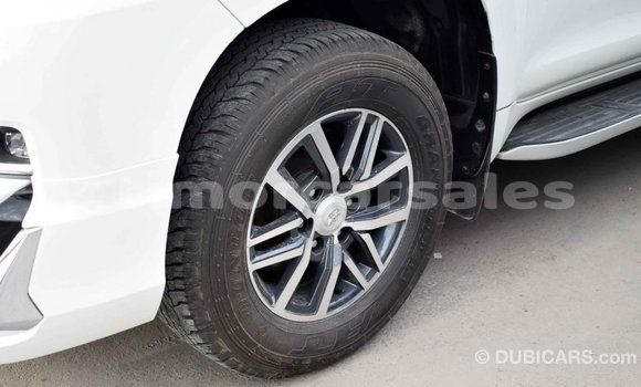 Buy Import Toyota Prado White Car in Import - Dubai in Aileu Buy Import Toyota Prado White Car in Import - Dubai in Aileu