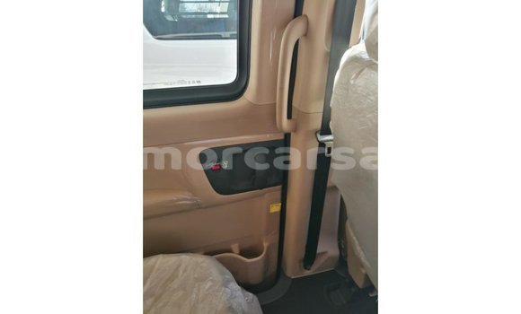 Buy Import Hyundai Accent White Car in Import - Dubai in Aileu Buy Import Hyundai Accent White Car in Import - Dubai in Aileu