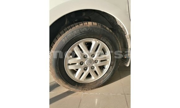 Buy Import Hyundai Accent White Car in Import - Dubai in Aileu Buy Import Hyundai Accent White Car in Import - Dubai in Aileu