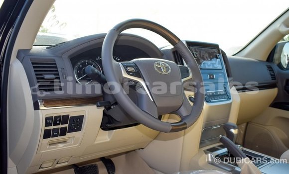 Buy Import Toyota Land Cruiser Black Car in Import - Dubai in Aileu Buy Import Toyota Land Cruiser Black Car in Import - Dubai in Aileu