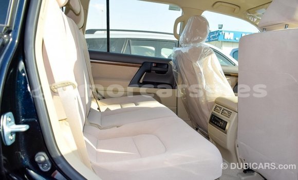 Buy Import Toyota Land Cruiser Black Car in Import - Dubai in Aileu Buy Import Toyota Land Cruiser Black Car in Import - Dubai in Aileu