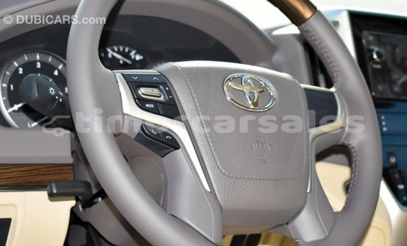 Buy Import Toyota Land Cruiser Black Car in Import - Dubai in Aileu Buy Import Toyota Land Cruiser Black Car in Import - Dubai in Aileu