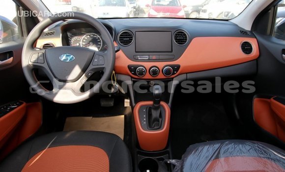 Buy Import Hyundai i10 Blue Car in Import - Dubai in Aileu Buy Import Hyundai i10 Blue Car in Import - Dubai in Aileu