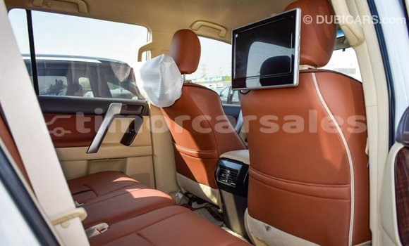 Buy Import Toyota Prado White Car in Import - Dubai in Aileu Buy Import Toyota Prado White Car in Import - Dubai in Aileu