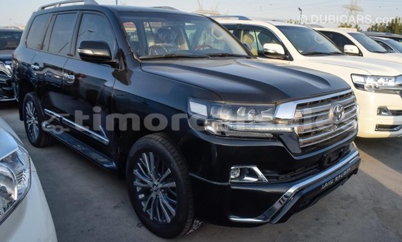 Buy Import Toyota Land Cruiser Black Car in Import - Dubai in Aileu Buy Import Toyota Land Cruiser Black Car in Import - Dubai in Aileu