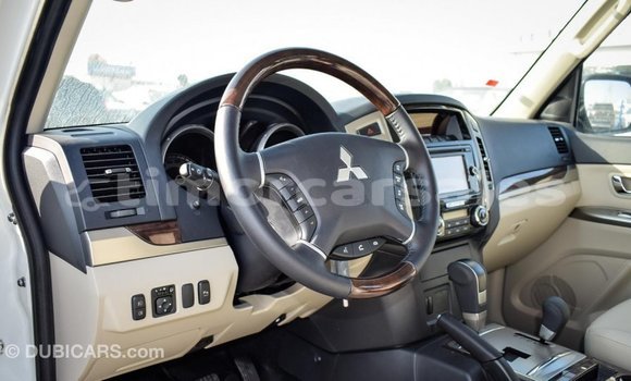 Buy Import Mitsubishi Pajero White Car in Import - Dubai in Aileu Buy Import Mitsubishi Pajero White Car in Import - Dubai in Aileu