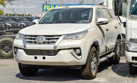 Buy Import Toyota Fortuner White Car in Import - Dubai in Aileu Buy Import Toyota Fortuner White Car in Import - Dubai in Aileu