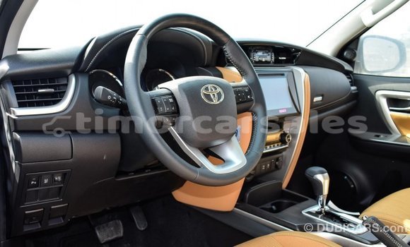 Buy Import Toyota Fortuner White Car in Import - Dubai in Aileu Buy Import Toyota Fortuner White Car in Import - Dubai in Aileu