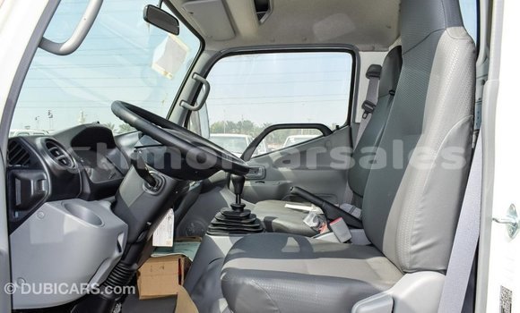 Buy Import Hino 300 Series White Truck in Import - Dubai in Aileu Buy Import Hino 300 Series White Truck in Import - Dubai in Aileu