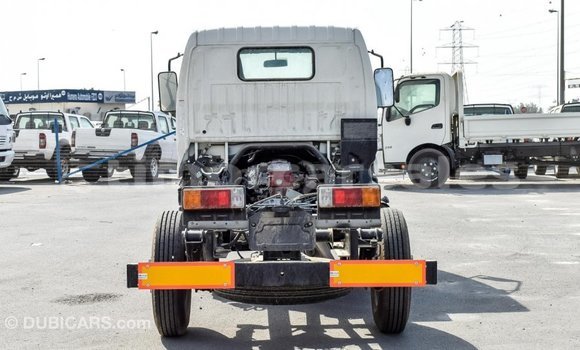 Buy Import Hino 300 Series White Truck in Import - Dubai in Aileu Buy Import Hino 300 Series White Truck in Import - Dubai in Aileu