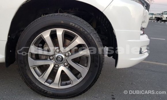 Buy Import Toyota Land Cruiser White Car in Import - Dubai in Aileu Buy Import Toyota Land Cruiser White Car in Import - Dubai in Aileu