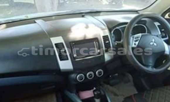 Buy Used Mitsubishi Outlander Silver Car in Dili in Dili Buy Used Mitsubishi Outlander Silver Car in Dili in Dili