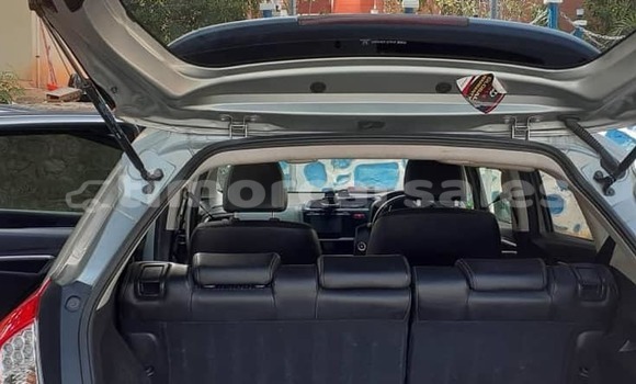 Buy Used Honda Fit Silver Car in Dili in Dili Buy Used Honda Fit Silver Car in Dili in Dili