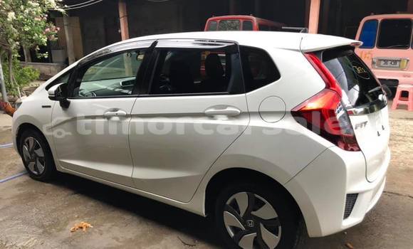 Buy Used Honda Fit White Car in Dili in Dili Buy Used Honda Fit White Car in Dili in Dili