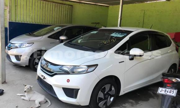 Buy Used Honda Fit White Car in Dili in Dili Buy Used Honda Fit White Car in Dili in Dili