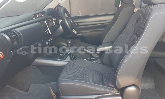 Buy Used Toyota Hilux White Car in Dili in Dili Buy Used Toyota Hilux White Car in Dili in Dili