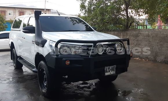 Buy Used Toyota Hilux White Car in Dili in Dili Buy Used Toyota Hilux White Car in Dili in Dili