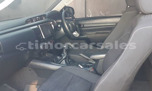 Buy Used Toyota Hilux White Car in Dili in Dili Buy Used Toyota Hilux White Car in Dili in Dili