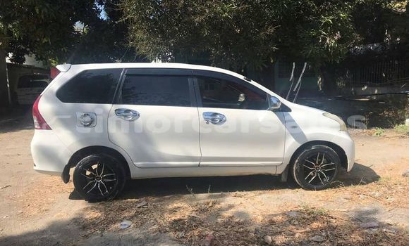 Buy Used Toyota Avanza White Car in Dili in Dili Buy Used Toyota Avanza White Car in Dili in Dili