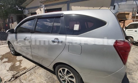 Buy Used Toyota Caldina Silver Car in Tilomar in Cova Lima Buy Used Toyota Caldina Silver Car in Tilomar in Cova Lima