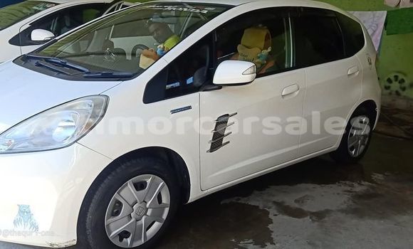 Acheter Occasion Voiture Honda Fit Blanc à Dili, Dili Acheter Occasion Voiture Honda Fit Blanc à Dili, Dili