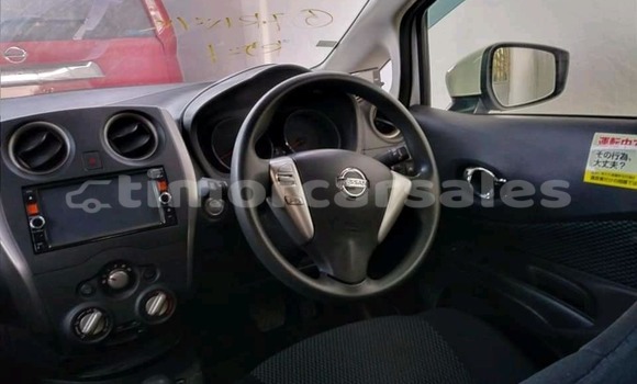 Buy Used Nissan Note White Car in Baucau in Baucau Buy Used Nissan Note White Car in Baucau in Baucau