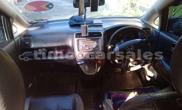 Buy Used Honda Stream Blue Car in Dili in Dili Buy Used Honda Stream Blue Car in Dili in Dili