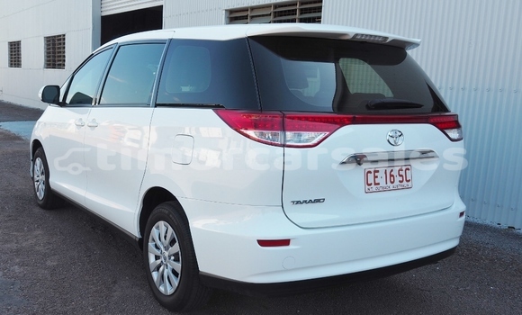 Acheter Import Voiture Toyota Previa Blanc à Dili, Dili Acheter Import Voiture Toyota Previa Blanc à Dili, Dili